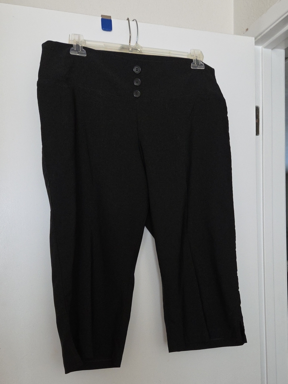 Valia Black Women's Dress Cropped Pants - Three-Button Front, Flat Front